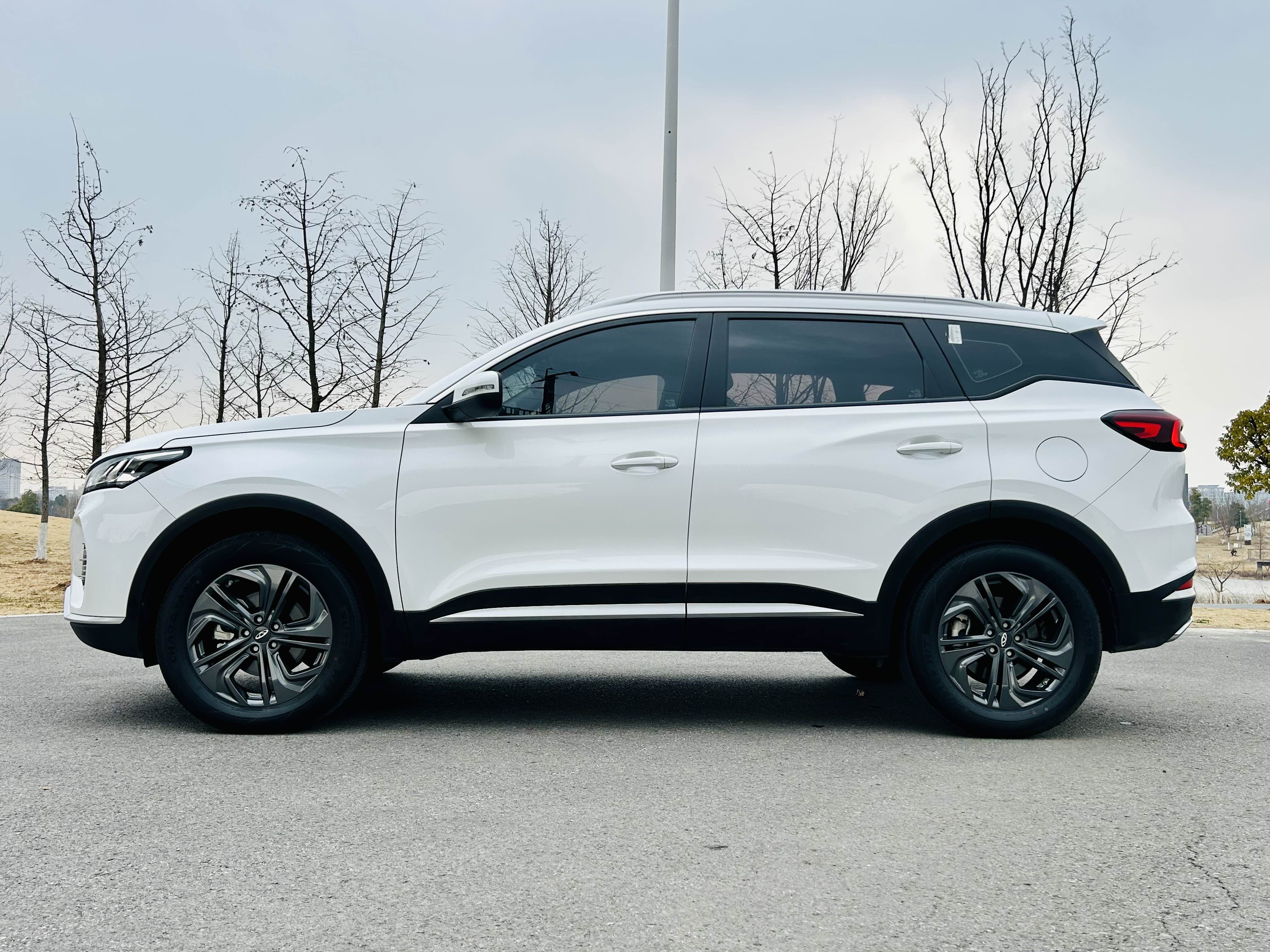 2020款 瑞虎7 1.5t cvt精英型 低首付 零压力 大公二手车交易中心