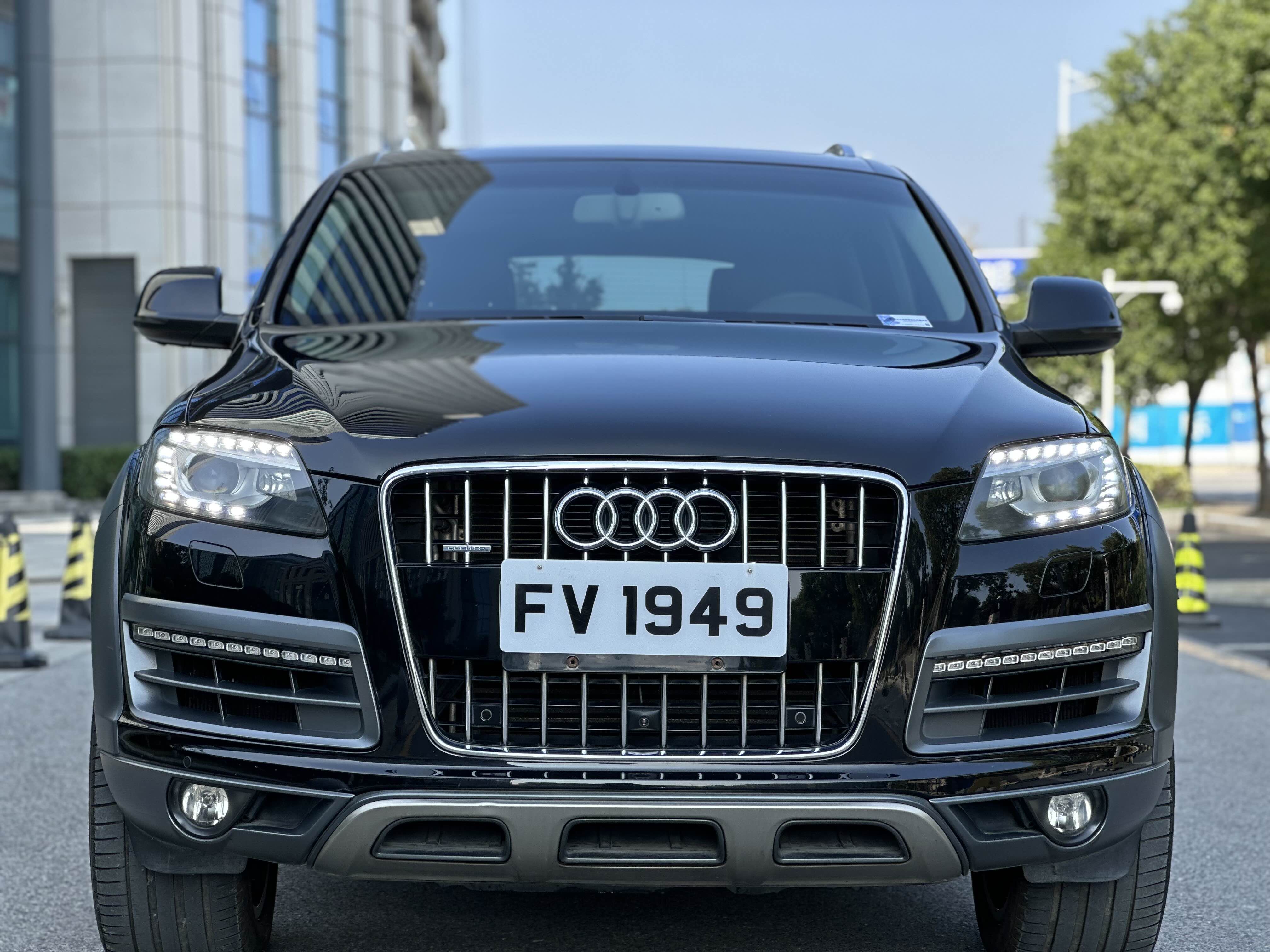奥迪奥迪Q7(进口)2015款 奥迪Q7(进口) 40 TFSI 典藏型