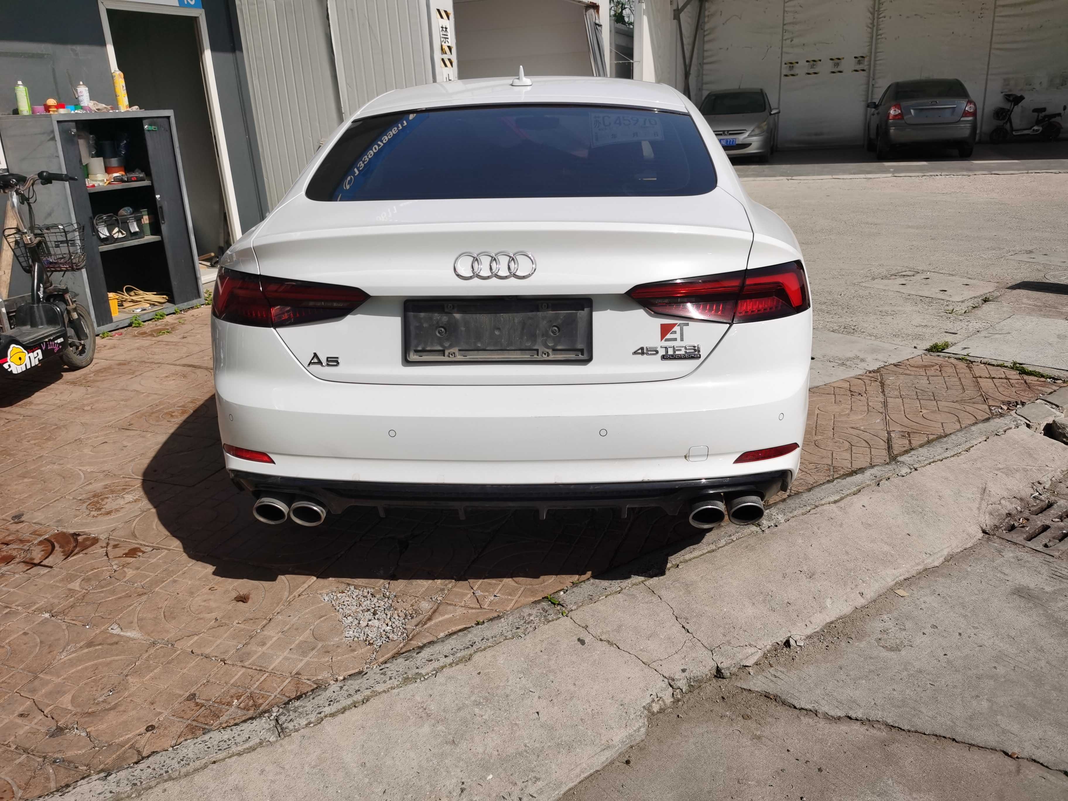 奥迪2017款 奥迪a5(进口) sportback 45 tfsi quattro 运动型 (已售)