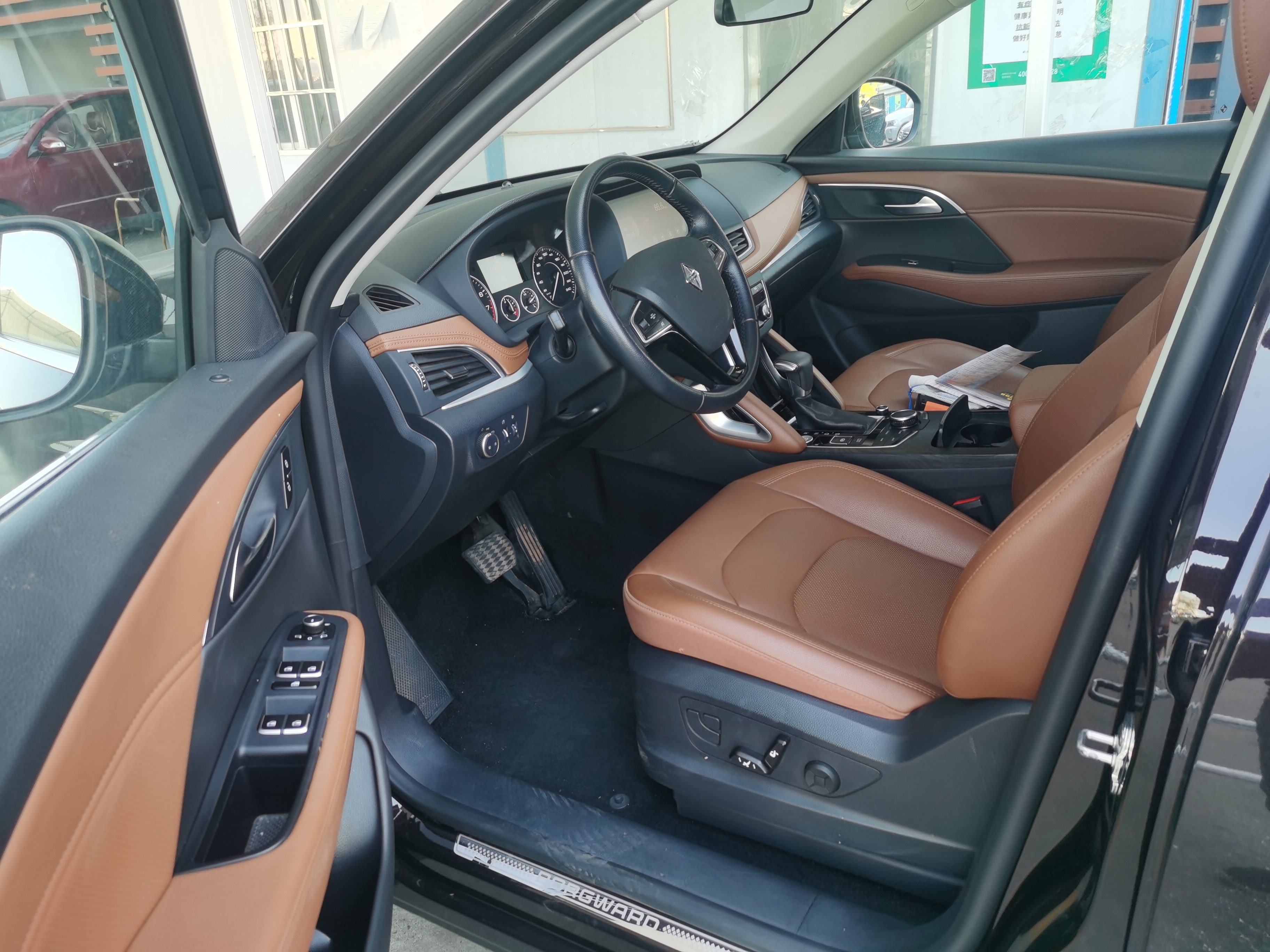 宝沃2018款 宝沃bx7 28t 两驱舒适型 7座 (初检)