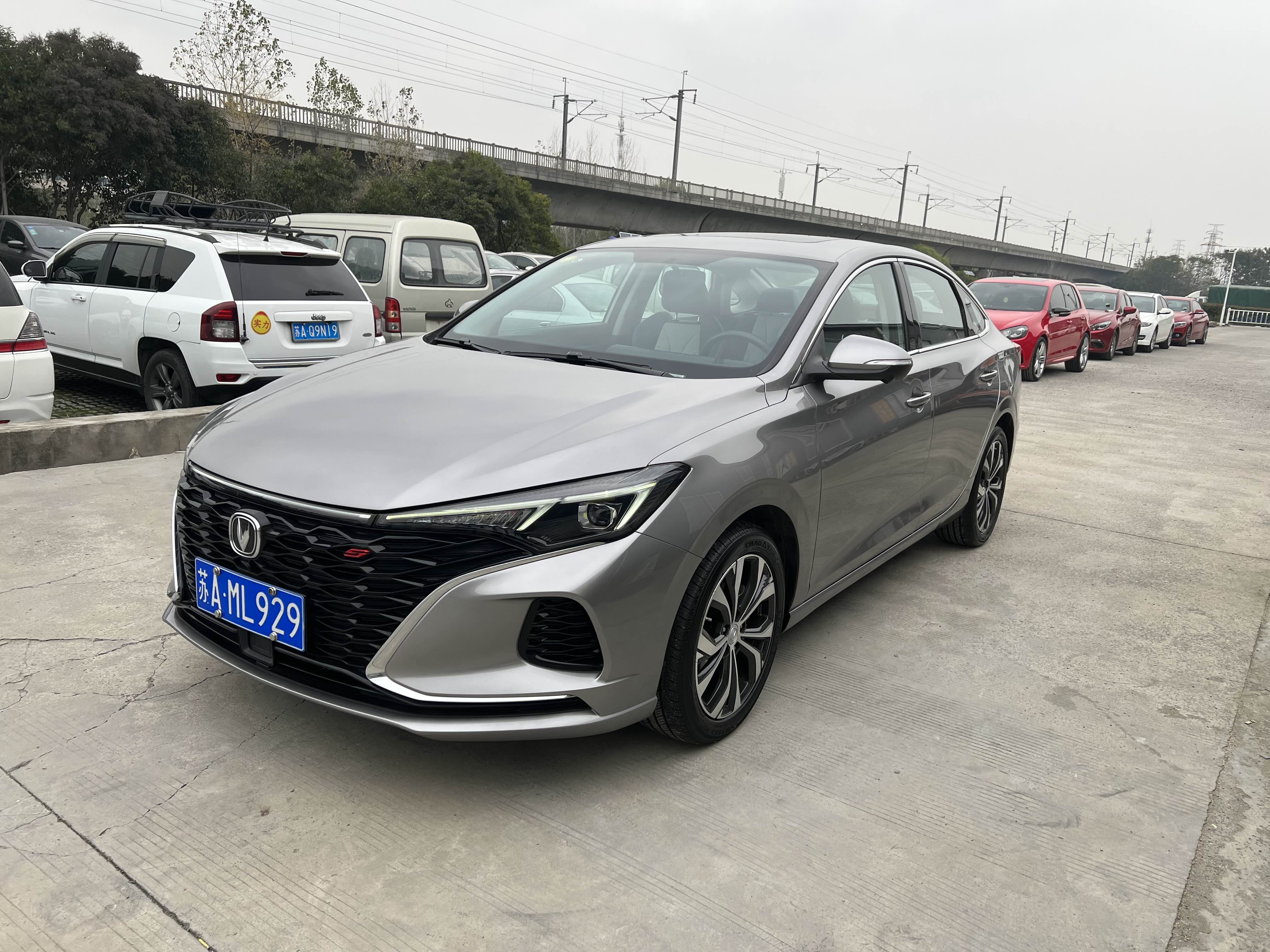 长安2021款 逸动 plus 蓝鲸ne 1.