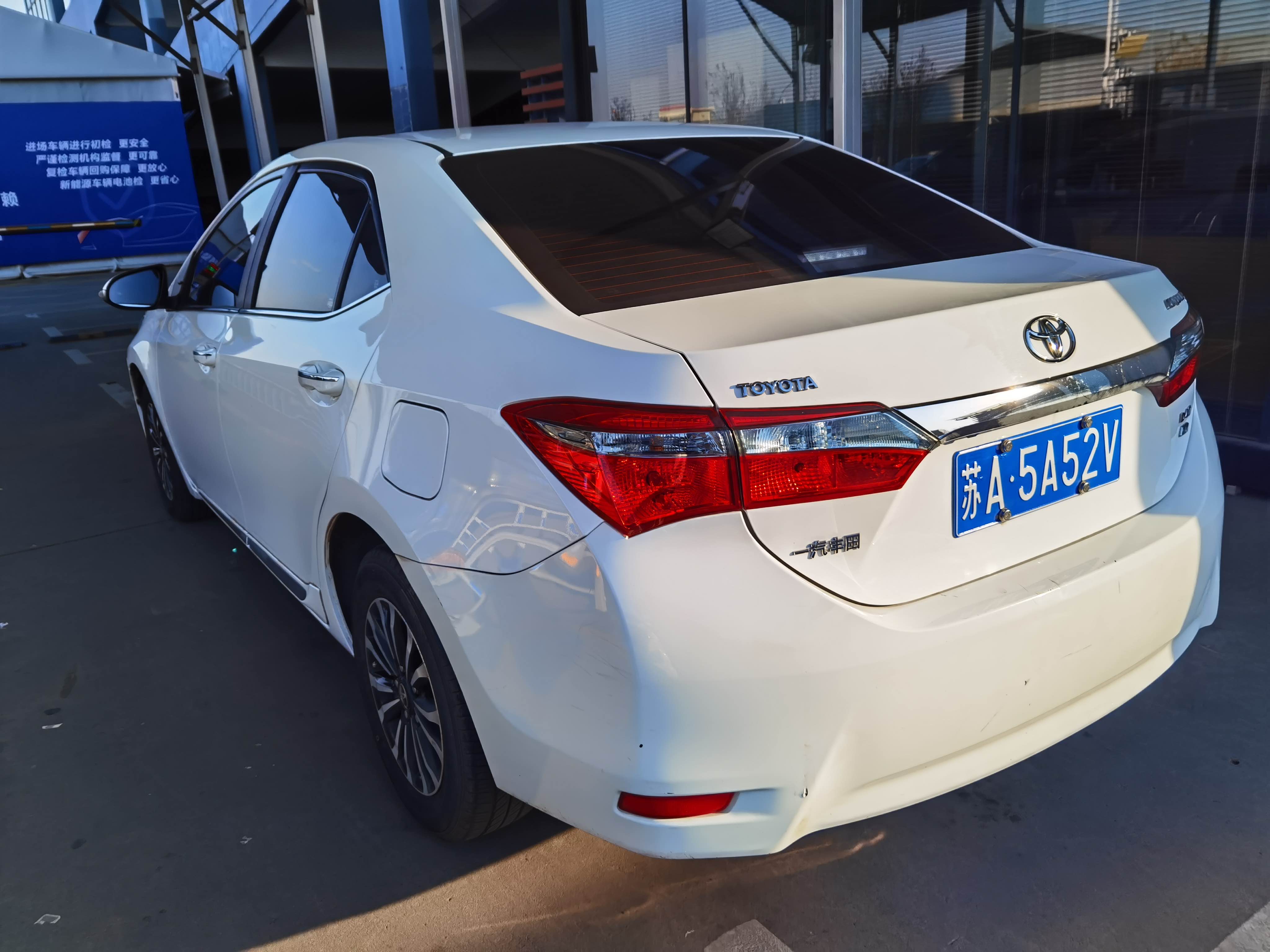 丰田2018款 卡罗拉 1.